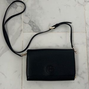 Tory Burch Bombe Flat Wallet Crossbody
